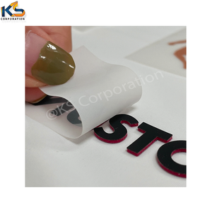 Etiqueta de PVC de transferencia de calor de silicona personalizada para ropa y zapatos letras de goma en relieve para impresión por transferencia impresión lavable - Product Image 4