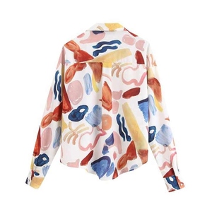 Venta al por mayor Camisas de mujer sostenibles con tela cómoda cuello vuelto manga larga diseño personalizado Oem Odm Factory Direct - Product Image 2