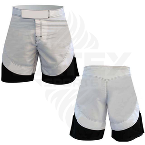Shorts de combat MMA et BJJ personnalisés de haute qualité - Option de logo frontal respirant et durable, vente en gros de vêtements d'arts martiaux et de grappling - Product Image 4