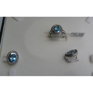 Conjunto Clásico de Oro de 18K con Diamantes y Topacio Azul, Patrón Geométrico, Zafiro Corte Pera y Baño de Oro Rosa para Regalo de Boda o Fiesta - Product Image 1