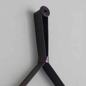 Nuevo Jarrón de Diseño Minimalista con Pared de Vidrio - Product Image 3