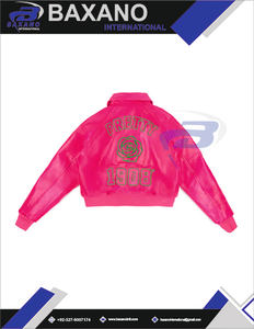 อัลฟ่า |   คาปา |   แจ็คเก็ตบอมเบอร์หนัง PU สีชมพูทรงเข้ารูปสำหรับผู้หญิง แบรนด์ Alpha ป้องกันลม เหมาะสำหรับฤดูหนาว สไตล์สตรีท  ออกแบบโลโก้ได้ตามต้องการ - Product Image 5