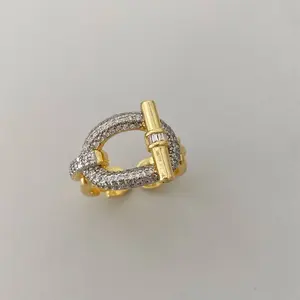 Anillo de Dedo de Diseño Moderno y Elegante con Hebilla OT, Completamente Adornado con Circonitas, Chapado en Dos Tonos, Joyería de Lujo para Mujer, Juego de Anillos y Brazaletes - Product Image 6
