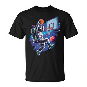 T-Shirt Giocatore di Basket Astronauta con Temi Spaziali e Astronomici per Scopi Promozionali - Product Image 2
