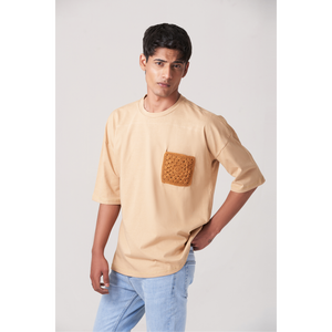 T-shirt surdimensionné de style poche d'argile - Product Image 5