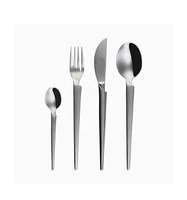 Cuillères à couteau et fourchette en acier inoxydable Ensemble de couverts de restaurant en acier miroir Ensemble de couverts pour la fête de tous les jours manche sculpté