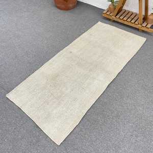 พรมวินเทจ ขนาดเล็ก 2.4x5.5 ฟุต พรมตุรกี สีขาวเทา พรมขนสัตว์สีพื้น - Product Image 1