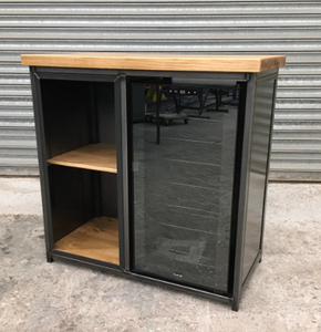 Buffet en bois massif avec refroidisseur à vin intégré - Product Image 3