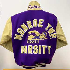 เสื้อแจ็กเก็ตแฟชั่นบางสำหรับผู้ชาย, เสื้อแจ็กเก็ตฤดูหนาวทรงหลวมสไตล์ทีม chenille Patch ปกคอตั้งสไตล์เบสบอลบอมเบอร์วิทยาลัยดีไซน์ใหม่ - Product Image 1