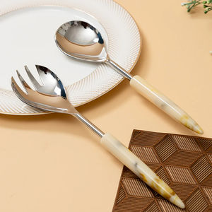 Juego de servidor de ensalada de acero inoxidable más vendido con mango de resina blanca Utensilios ideales para bodas Fiestas y eventos al por mayor - Product Image 2