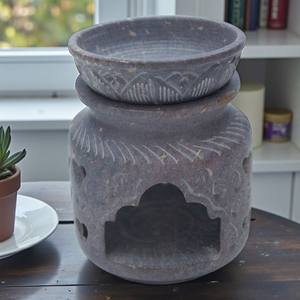 Adorable brûleur d'huile en pierre ollaire |   Diffuseur d'huiles essentielles en pierre naturelle artisanale |   Décoration Maison & Spa |   Commandes en gros - Product Image 2