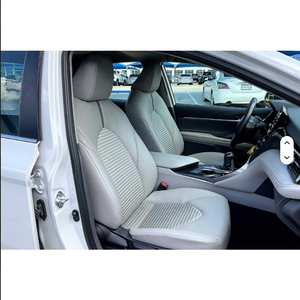 Toyota Camry SE Nightshade Automatique Berline d'occasion avec titre propre - Product Image 2