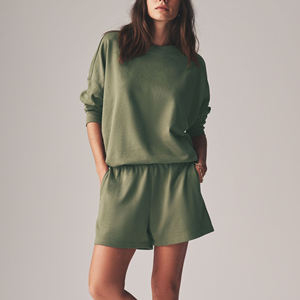 Sweat-shirt et short oversize à manches longues et col rond en molleton de coton, style tendance, personnalisable avec votre logo, pour femme, vêtements d'été, OEM - Product Image 5