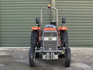 Envío Gratis Tractor Agrícola y Utilitario de 50 HP 2WD, Motor Diésel de 3 Cilindros y 2.6L, Elevación de 1450 kg, Caja de Cambios 8F+2R y Tanque de Combustible de 55L - Product Image 4