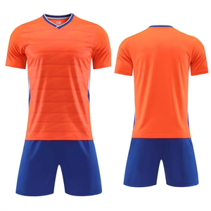 Uniforme de sublimación de último diseño de ropa de fútbol de etiqueta privada personalizada de alta calidad al por mayor a un precio - Product Image 4