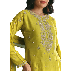 Palazzo Kurta vert avec broderie de paillettes, vente en gros de vêtements ethniques pour femmes, fournisseur en vrac de vêtements de mode personnalisés - Product Image 2