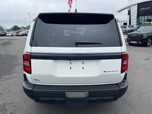 Toyota Land Cruiser d'occasion 2024 - Product Image 5