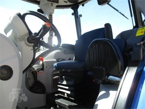 Tractor agrícola usado 100HP 4WD Holland Walking con bomba de caja de cambios de cojinete de motor para cultivo agrícola - Product Image 4