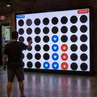 Jeu mural interactif quatre-en-un avec balles métalliques, projection et lancer de balles, pour événements, location, activation de marque, FEC, aire de jeux intérieure
