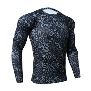 Ensemble de compression sans couture pour hommes tenue de yoga à séchage rapide avec leggings extensibles et ensemble de compression pour la course et l'entraînement - Product Image 4
