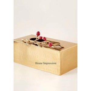 Papillons assis sur des branches Designer Matériau de qualité supérieure Couleur argent Boîte à mouchoirs rectangulaire en métal poli brillant - Product Image 4