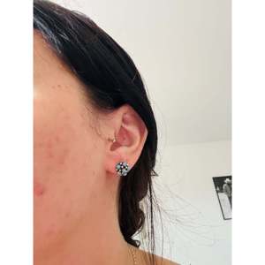 Navajo Kingman Turquoise & Sterling Silver <b>Post</b> Cluster Earrings Cultural Collectible Jewelry Made by Artisans - Product Image 2