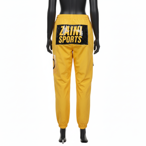 Pantalones Cortavientos de Nailon Premium para Mujer, Tela Transpirable de 120 GSM, Estilo Cargo con Paneles Amarillos, Logotipo Termosellado - Product Image 2