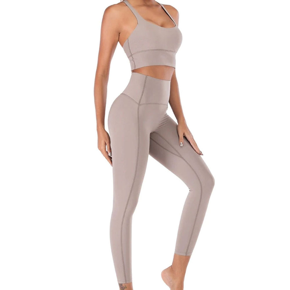 High Quality Solid 100% Cotton Breathable Lightweight Quick Dry Women's 2-Piece Seamless Yoga Set for Gym Fitness