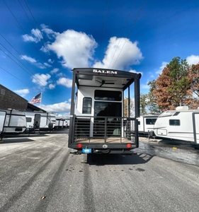 Remise sur les caravanes de voyage 42VERANDA 2025 F-o-r-e-s-t R-i-v-e-r W-ild-w-o-od G-r-a-n-d L-o-d-g-e, maison mobile tout-terrain - Product Image 6