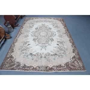 Tapis turc vintage, grand tapis de 5,8 x 8,9 pieds, tapis patchwork marron - Product Image 1