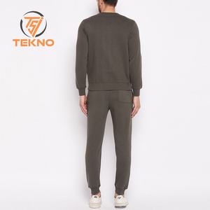 2025 Otoño Invierno 2 piezas ropa atlética para hombres transpirable peso pesado Jogging deportes chándal sólido Jogger pantalón impreso - Product Image 4