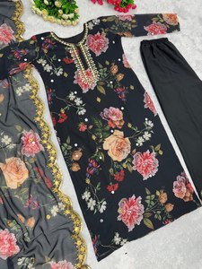 SÉQUENCE DE BRODERIE LOURDE DE CONCEPTEUR AVEC IMPRESSION NUMÉRIQUE TRAVAIL À LA MAIN COSTUME PAKISTANI - Product Image 4