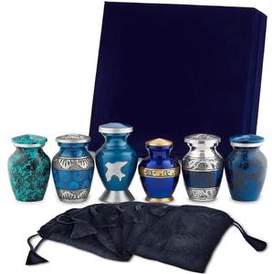 Urne funéraire décorative d'intérieur moderne et classique de designer, finition faite à la main pour cendres humaines ou animaux de compagnie - Product Image 4