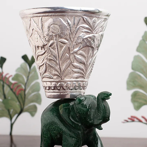 Bol décoratif antique en laiton et pierre naturelle argentée - Product Image 1