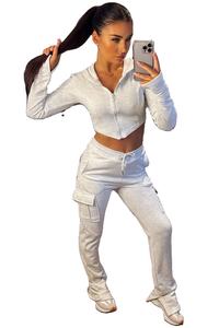 Logo personnalisé Ensemble 2 pièces de jogging cargo d'hiver pour femmes, haut court, survêtement à capuche surdimensionné avec capuche, dernier ensemble de sweat - Product Image 4