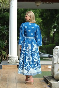 เดรสเอวสูงคอวีกระดุมแถวเดียวพิมพ์ลายดิจิตอลแนวยุโรปและอเมริกัน - Product Image 3