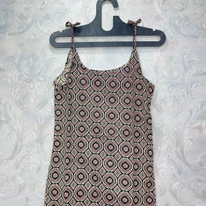 Haut imprimé multicolore décontracté pour femmes débardeur noir auto-design brodé motif géométrique longueur courte-pour le printemps automne - Product Image 1