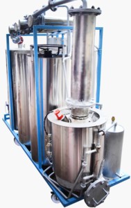 Tinh Chế Nhanh Dầu Động Cơ Thải Vào Máy Chưng Cất Diesel. Phương Pháp Nhiệt Phân Hoạt Động Thông Minh Kinh Tế 25 Lts Mỗi Giờ - Product Image 2
