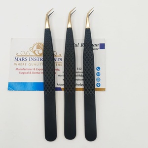 Pinces à épiler en fibre à pointe dorée mate noire, forme de dauphin, extensions de cils, pinces à épiler à prise parfaite - Product Image 2