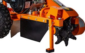Nouvelle annonce DK2 OPG777 12 pouces Broyeur de souches de 14 HP avec moteur à essence commercial CH440 Command PRO - Product Image 4