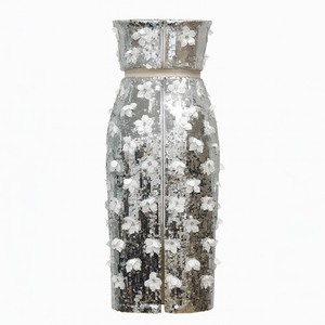 Ensembles de <span class=keywords><strong>jupe</strong></span> <span class=keywords><strong>longue</strong></span> fendue dans le dos avec <span class=keywords><strong>bustier</strong></span> tube personnalisé sans bretelles <span class=keywords><strong>Ensemble</strong></span> deux pièces <span class=keywords><strong>pour</strong></span> femmes de luxe à paillettes argentées d'été <span class=keywords><strong>pour</strong></span> soirée - Product Image 5