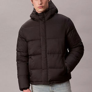 Vente chaude Prix Usine Noir Hommes Capuche Puffer Veste Résistant À L'eau Et Au Vent Léger Streetwear Nylon Matelassé Bulle Veste - Product Image 1