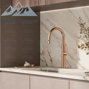 <span class=keywords><strong>Grifo</strong></span> de <span class=keywords><strong>Cocina</strong></span> Extraíble de Lujo en Oro Rosa Cepillado con Caño Giratorio de Arco Alto y Diseño de Manija Moleteada - Product Image 6