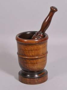 Mortero de madera con atractivo natural utilizado para la molienda orgánica y la mejora de la experiencia culinaria en cocinas caseras Rústicas - Product Image 2