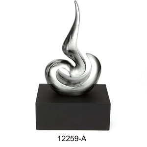 Sculpture finie antique de forme de maison décorative en aluminium en métal unique pour des accessoires à la maison - Product Image 5