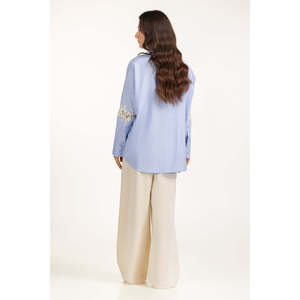 เสื้อเชิ้ตลำลองผ้าป๊อปลินเรียบง่าย รุ่น WM-CS-WS25-007 ทรงปกติ - Product Image 4