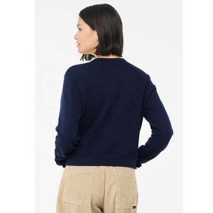Bella Canvas 7511 FEMME CLASSIC RAS DU COU Mi-long SWEATSHIRT doux, chaud éponge polaire Pull à capuche pour femme - Product Image 3