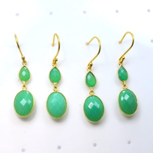Chrysoprase Calcedonia Piedras facetadas Pendientes de gota de oro Joyería de latón de moda Cuelga para bodas - Product Image 1