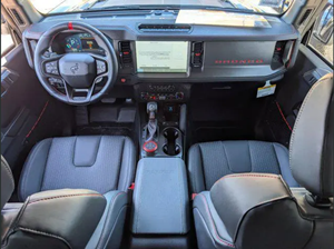 SUV tout-terrain haute performance 2025, modèle Extreme 4x4 Adventure avec une conception de carrosserie robuste - Product Image 2