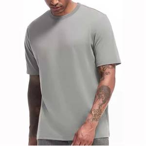 Camiseta deportiva personalizada de alta calidad para hombre, cuello redondo sólido y Media manga, serigrafía en tela de punto - Product Image 1